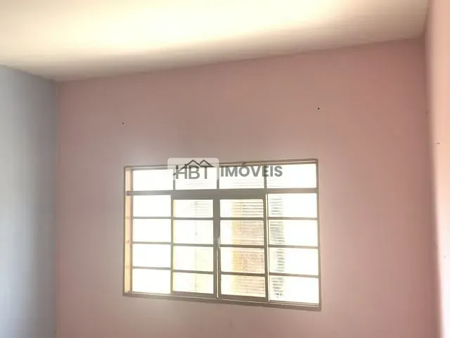 Casa 2 quartos e 2 banheiros, à venda, no bairro Núcleo Habitacional Mary Dota em Bauru