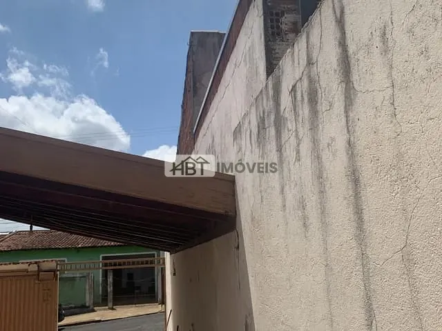 Casa 2 quartos e 2 banheiros, à venda, no bairro Núcleo Habitacional Mary Dota em Bauru