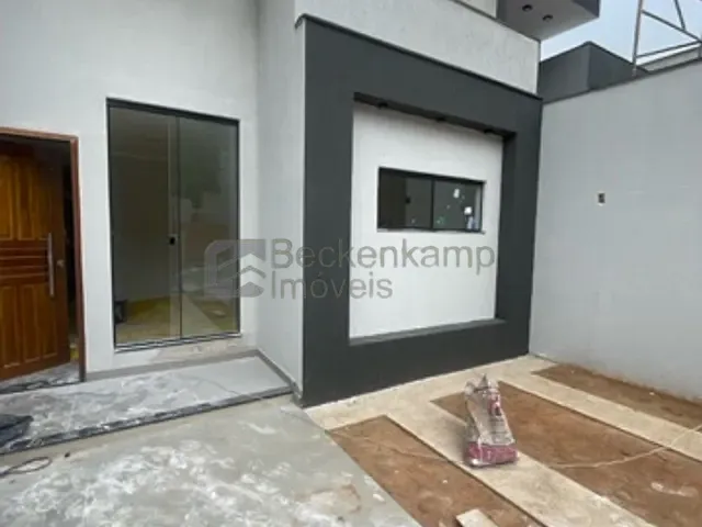 Casa 3 quartos e 1 banheiro, à venda, no bairro Santa Rita do Zarur em Volta Redonda