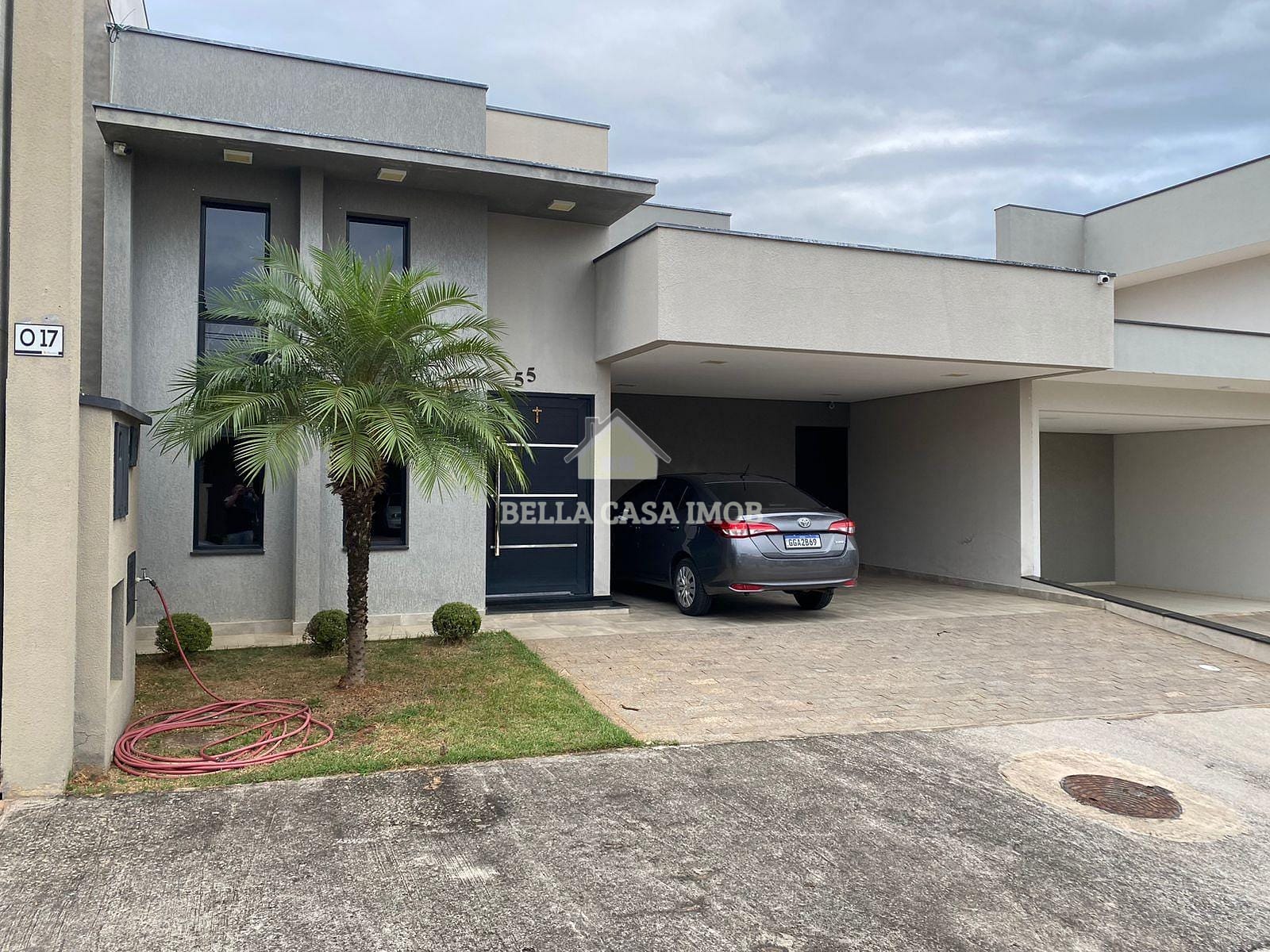 Casa à venda com 3 quartos, 177m² - Foto 1