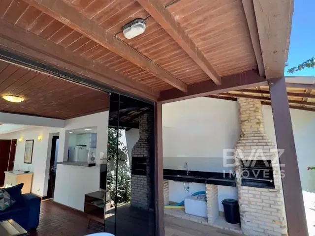Casa com 140m² 3 quartos e 4 banheiros, à venda, no bairro Ogiva em Cabo Frio