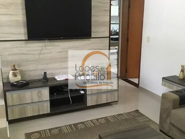 Casa com 221m² 2 quartos e 2 banheiros, à venda, no bairro Ressaca em Atibaia