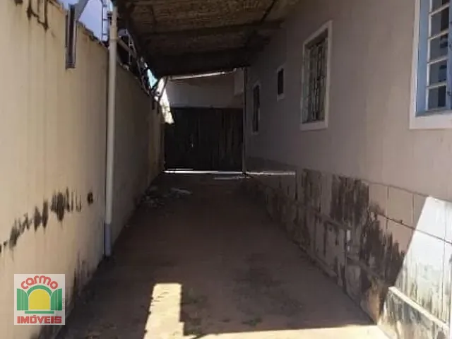 Casa com 338m² 3 quartos e 3 banheiros, à venda, no bairro Dom Pedro II em Anápolis