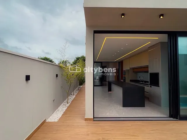 Casa 3 quartos e 2 banheiros, à venda ou para alugar, no bairro Loteamento Alphaville Araçatuba em Araçatuba