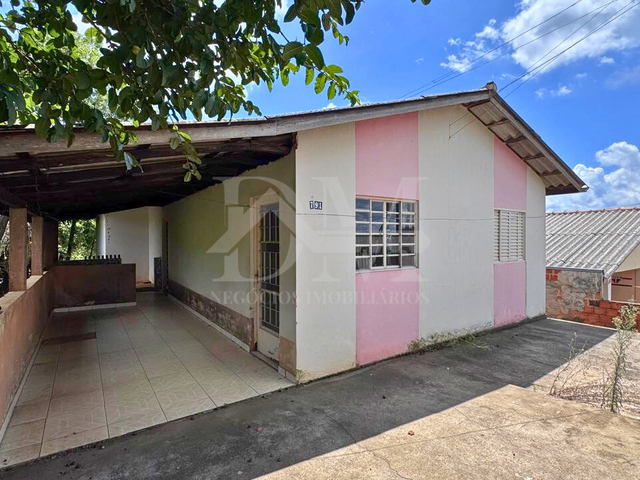 Casa 3 quartos e 2 banheiros, para alugar, no bairro Cidade Alta em Jaguariaíva