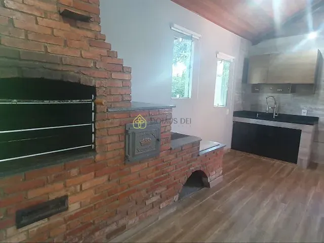 Casa com 420m² 3 quartos e 4 banheiros, à venda, no bairro Jardim Paineiras em Itatiaia