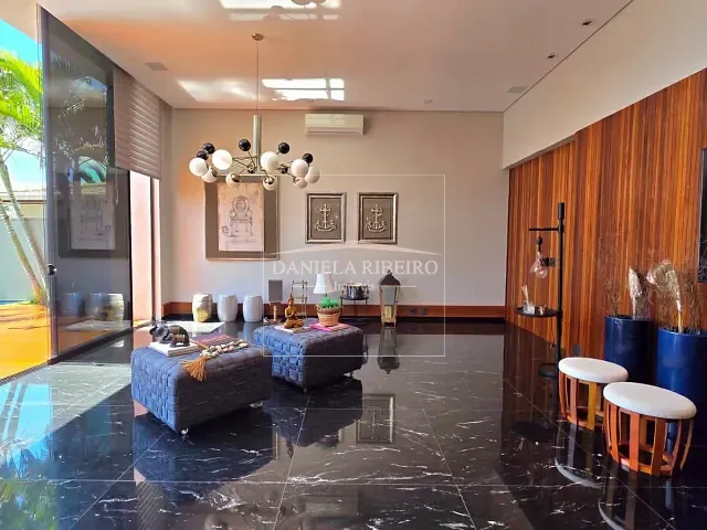 Casa 4 quartos e 5 banheiros, à venda, no bairro Recanto do Salto em Londrina