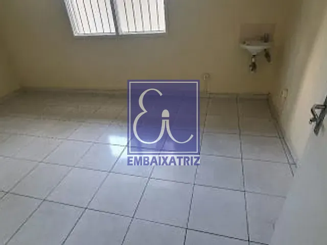 Casa com 180m² 5 quartos e 3 banheiros, para alugar, no bairro Vila Adyana em São José dos Campos