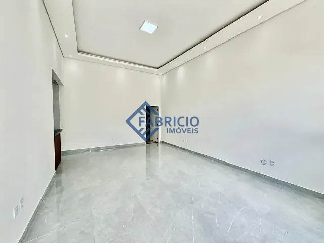 Casa com 250m² 3 quartos e 1 banheiro, à venda, no bairro Bosque em Vinhedo