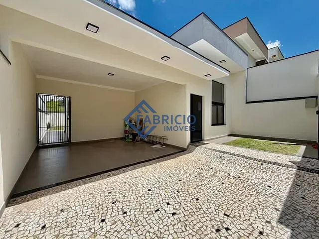 Casa com 250m² 3 quartos e 1 banheiro, à venda, no bairro Bosque em Vinhedo