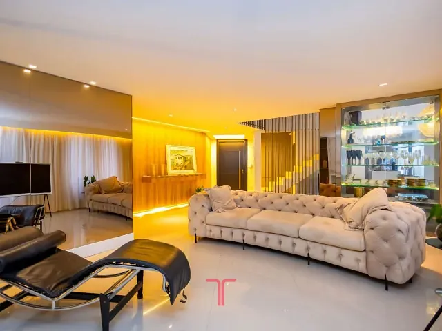 Casa com 473m² 3 quartos e 4 banheiros, à venda, no bairro Taboão em Curitiba