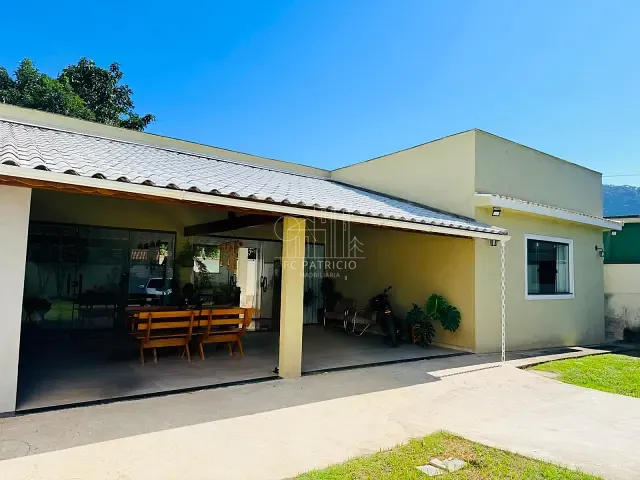 Casa com 420m² 2 quartos e 1 banheiro, à venda, no bairro Parque Fleixal em Guapimirim