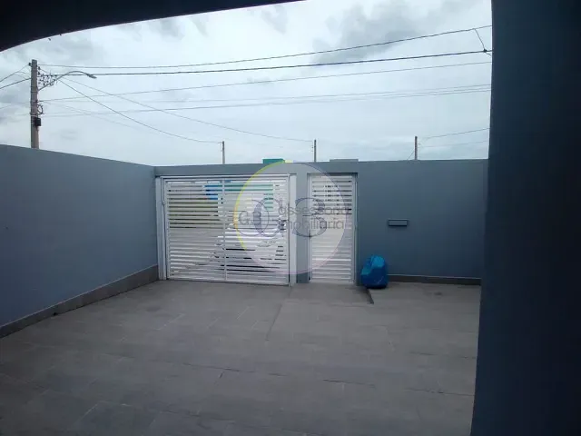 Casa 2 quartos e 1 banheiro, à venda, no bairro Areal em Pelotas
