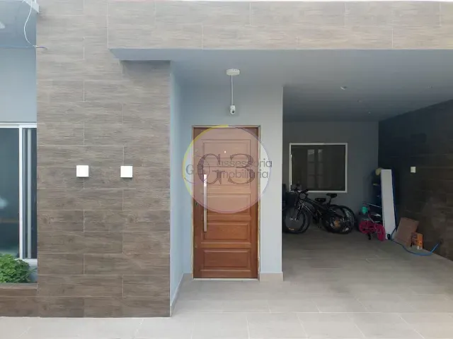 Casa 2 quartos e 1 banheiro, à venda, no bairro Areal em Pelotas