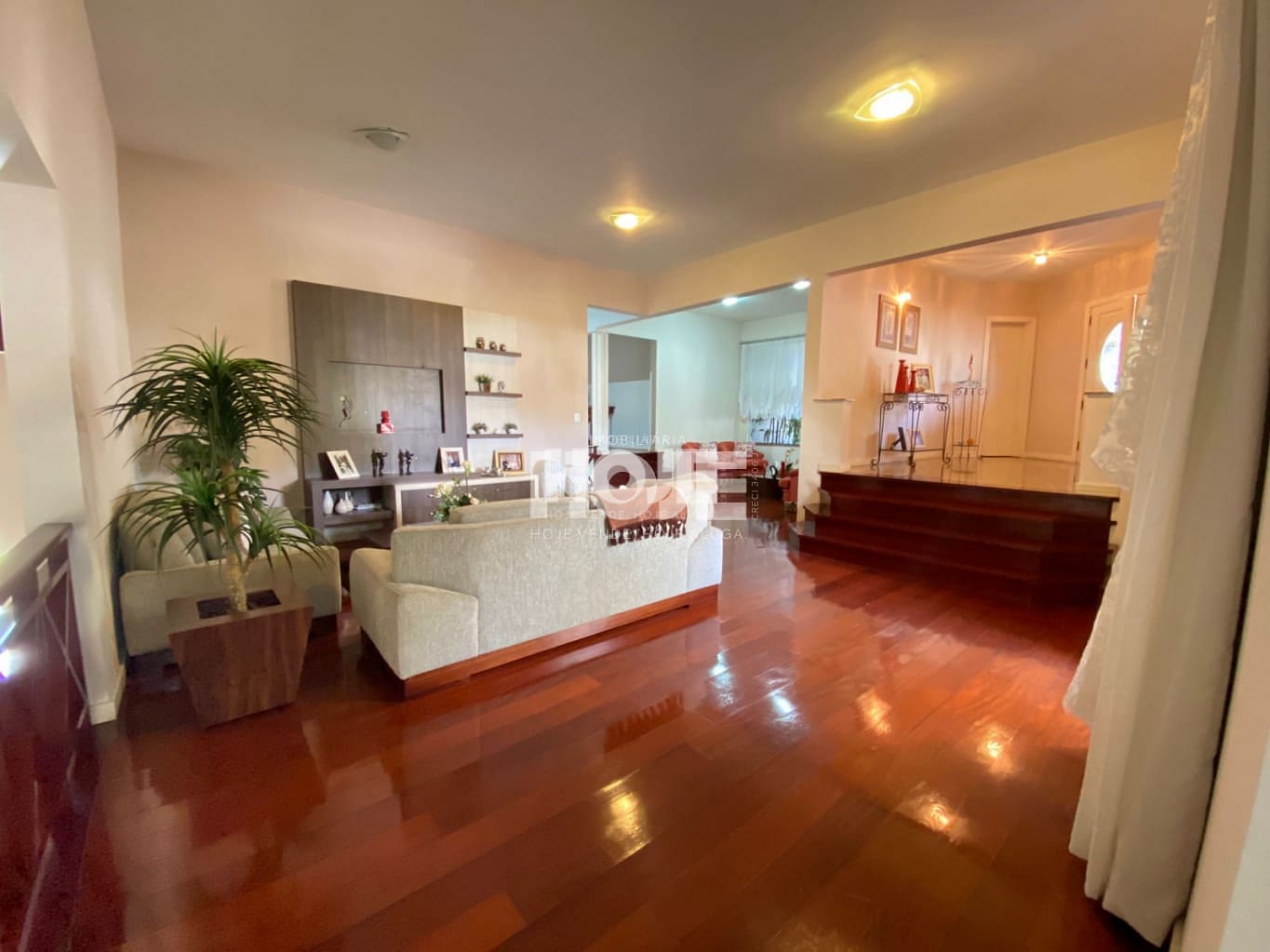 CASA MARAVILHOSA EM RODEIO — foto 6