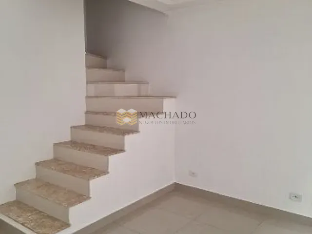 Casa com 106m² 2 quartos e 1 banheiro, à venda, no bairro Jardim Colônia em Jundiaí