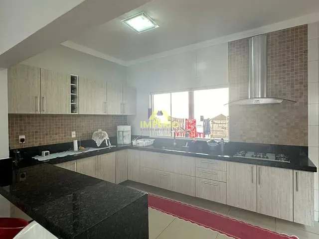 Casa com 390m² 3 quartos e 4 banheiros, à venda, no bairro Jardim Sol D'Icaraí em Salto