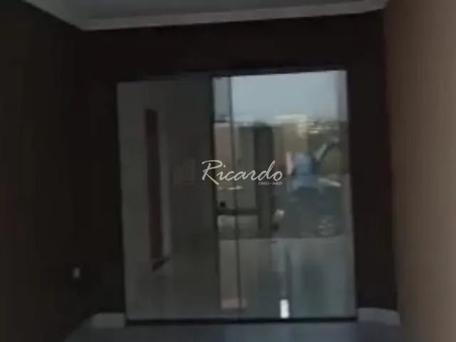 Casa com 126m² 2 quartos e 1 banheiro, à venda, no bairro Jardim Paulino Fedrigo em Arapongas
