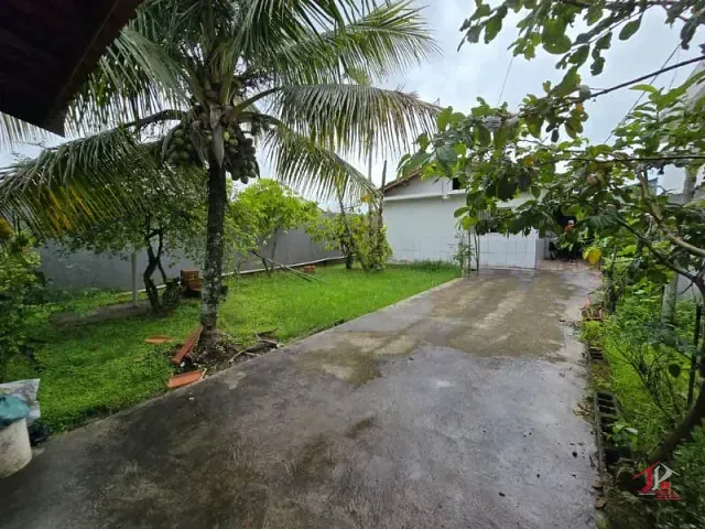 Casa 3 quartos e 3 banheiros, à venda, no bairro Gaivota (Interior) em Itanhaém