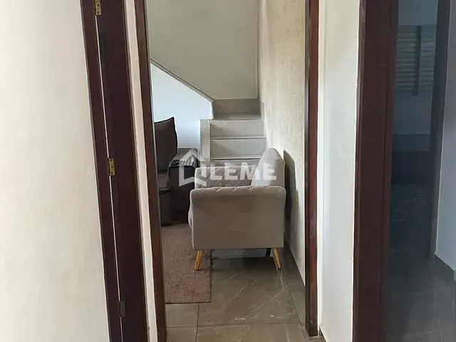 Casa com 230m² 4 quartos e 1 banheiro, à venda, no bairro Jardim Alvorada em Mococa