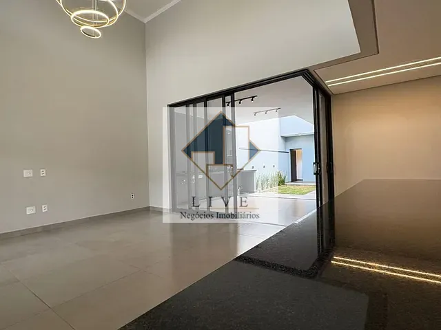 Casa com 200m² 3 quartos e 3 banheiros, à venda, no bairro Parque imperial em Monte Mor