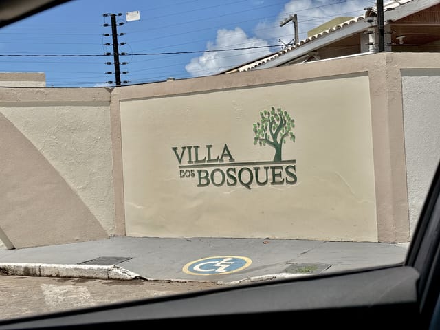 Casa 3 quartos e 3 banheiros, à venda, no bairro Aruana em Aracaju