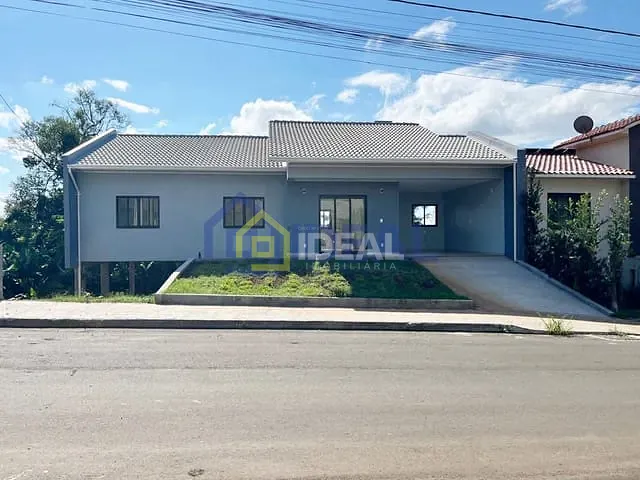 Casa com 100m² 3 quartos e 1 banheiro, à venda, no bairro Nações em Concórdia
