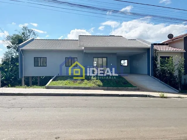 Casa com 100m² 3 quartos e 1 banheiro, à venda, no bairro Nações em Concórdia