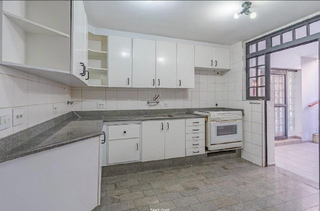 Casa com 307m² 3 quartos e 5 banheiros, à venda, no bairro Vila Municipal em Jundiaí