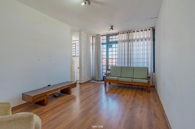 Casa com 307m² 3 quartos e 5 banheiros, à venda, no bairro Vila Municipal em Jundiaí