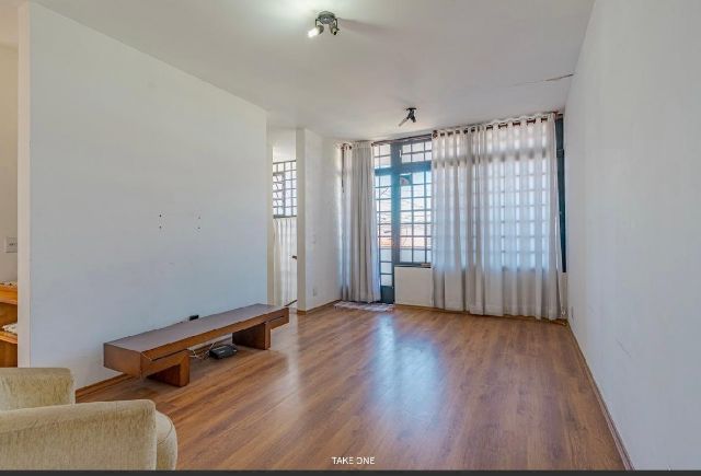 Casa com 307m² 3 quartos e 5 banheiros, à venda, no bairro Vila Municipal em Jundiaí