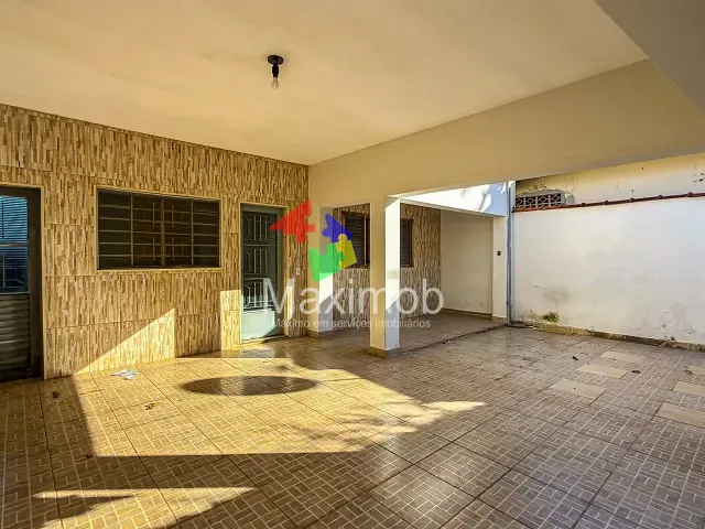 Casa com 160m² 2 quartos e 1 banheiro, para alugar, no bairro Loteamento Della Rocha em Itapira