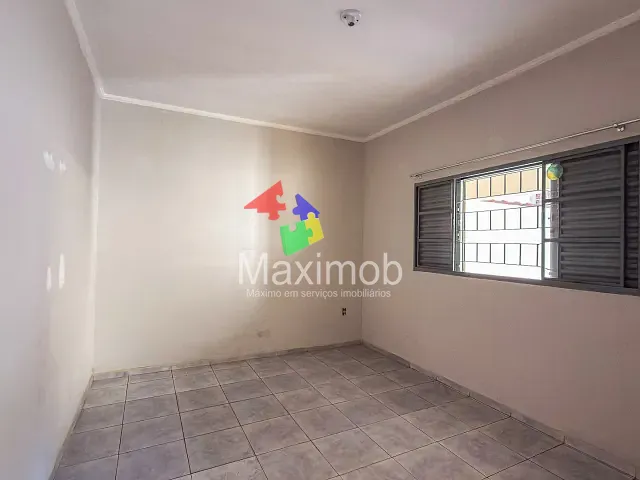 Casa com 160m² 2 quartos e 1 banheiro, para alugar, no bairro Loteamento Della Rocha em Itapira