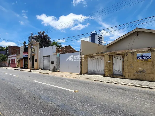 Casa com 330m² 3 quartos e 1 banheiro, à venda, no bairro Recreio em Vitória da Conquista