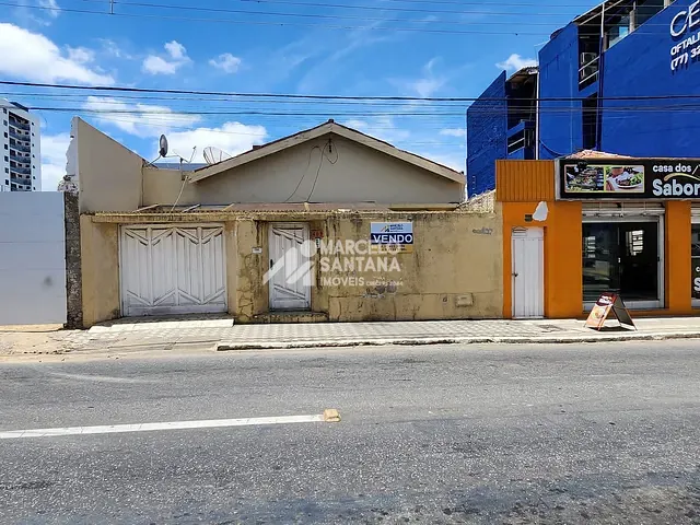 Casa com 330m² 3 quartos e 1 banheiro, à venda, no bairro Recreio em Vitória da Conquista