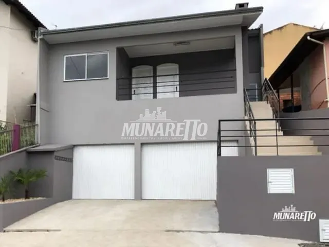 Casa com 324m² 3 quartos e 2 banheiros, à venda, no bairro Santa Cruz em Concórdia