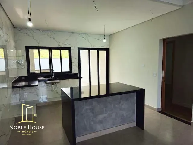 Casa 3 quartos e 3 banheiros, à venda, no bairro Bosque em Vinhedo