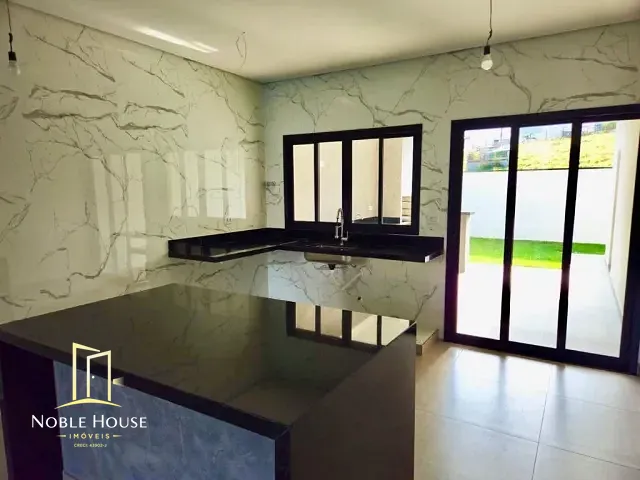 Casa 3 quartos e 3 banheiros, à venda, no bairro Bosque em Vinhedo