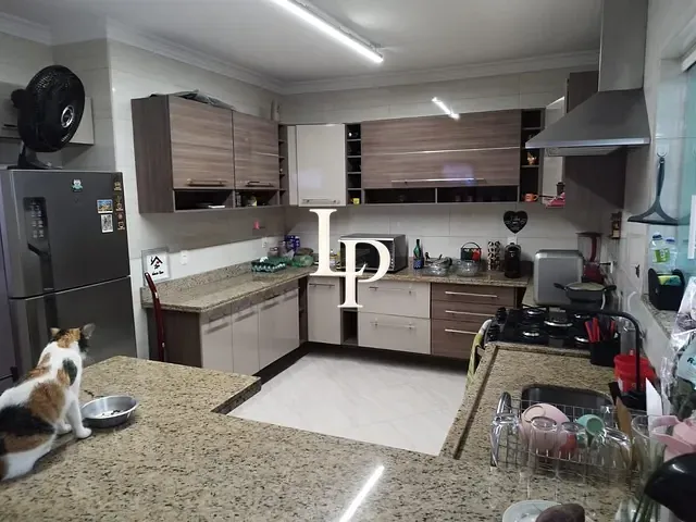 Casa com 389m² 3 quartos e 3 banheiros, à venda, no bairro Jardim São Caetano em São Caetano do Sul