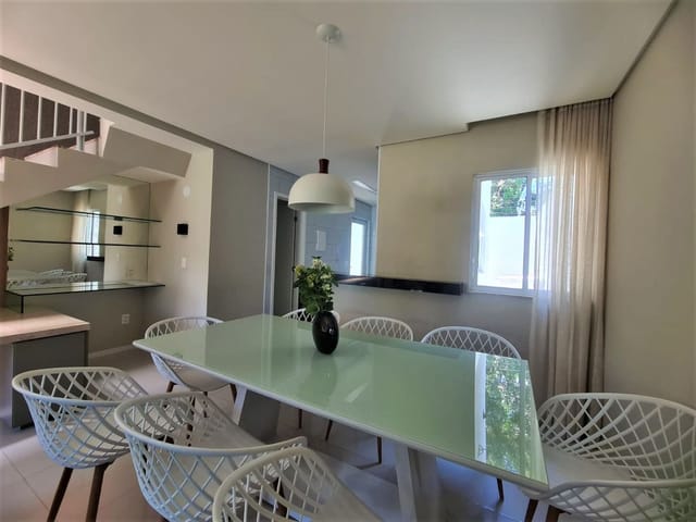 Casa com 80m² 3 quartos e 2 banheiros, à venda, no bairro Lagoa Redonda em Fortaleza