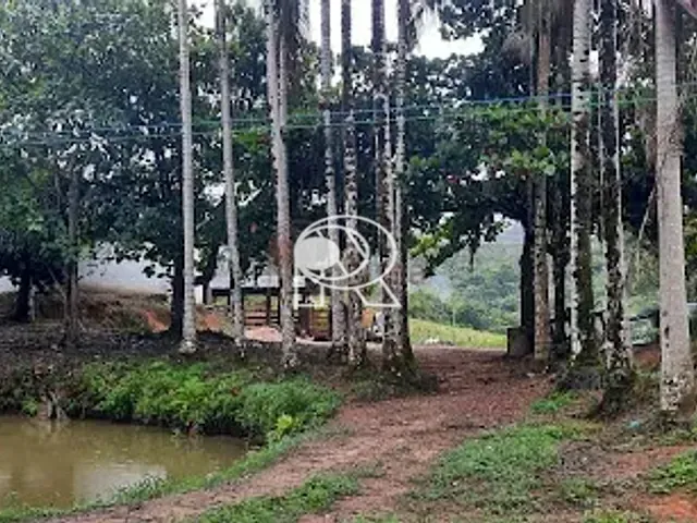 Casa à venda, no bairro Centro em Registro