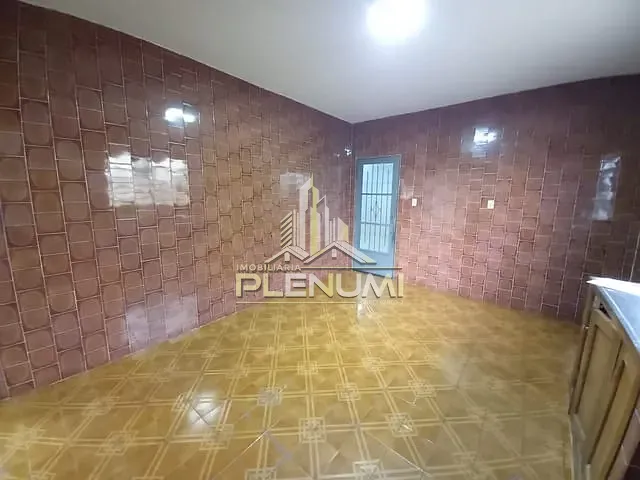 Casa com 125m² 2 quartos e 1 banheiro, à venda, no bairro Estádio em Rio Claro