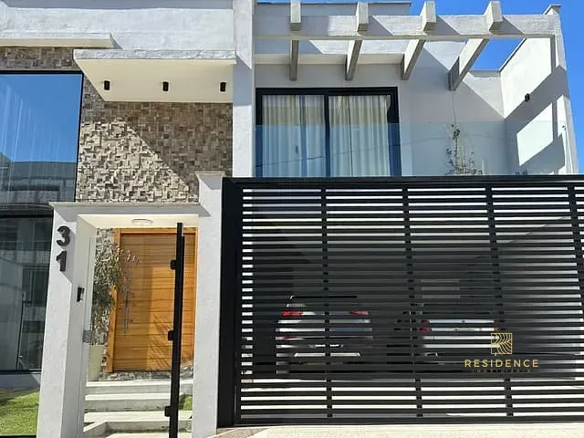 Casa com 360m² 2 quartos e 4 banheiros, à venda, no bairro Jardim Provence 1 em Volta Redonda