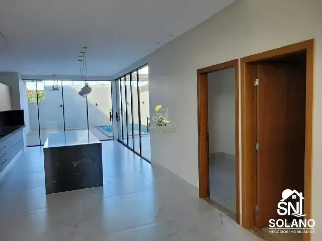 Casa com 420m² 3 quartos e 4 banheiros, à venda, no bairro Jardim Atlântico em Goiânia