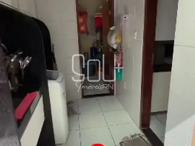 Casa com 200m² 4 quartos e 4 banheiros, à venda, no bairro Pitimbu em Natal