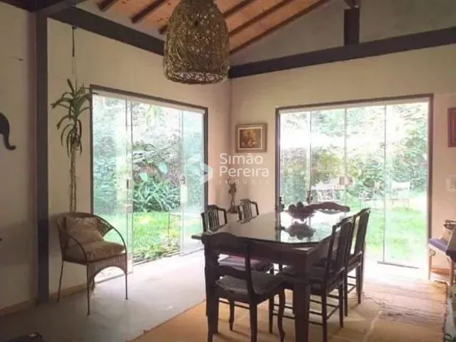 Casa 3 quartos e 2 banheiros, à venda, no bairro Araras em Petrópolis