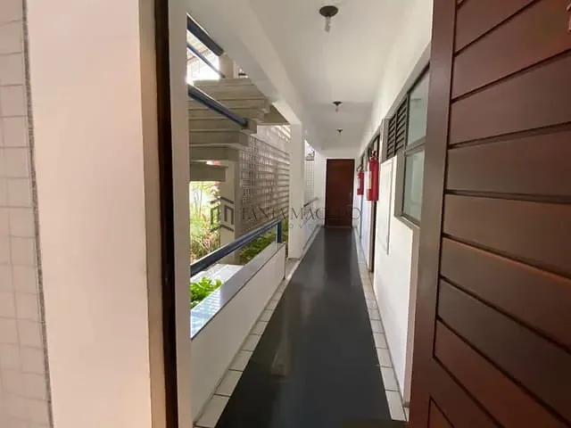 Casa com 289m² 1 quarto e 9 banheiros, à venda, no bairro Casa Forte em Recife