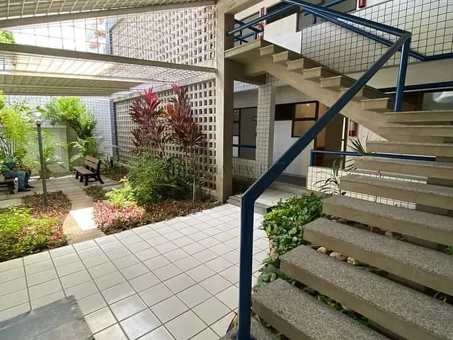 Casa com 289m² 1 quarto e 9 banheiros, à venda, no bairro Casa Forte em Recife
