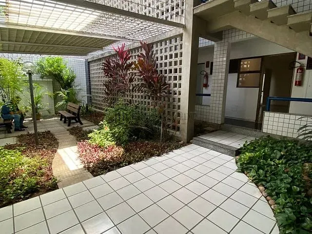 Casa com 289m² 1 quarto e 9 banheiros, à venda, no bairro Casa Forte em Recife