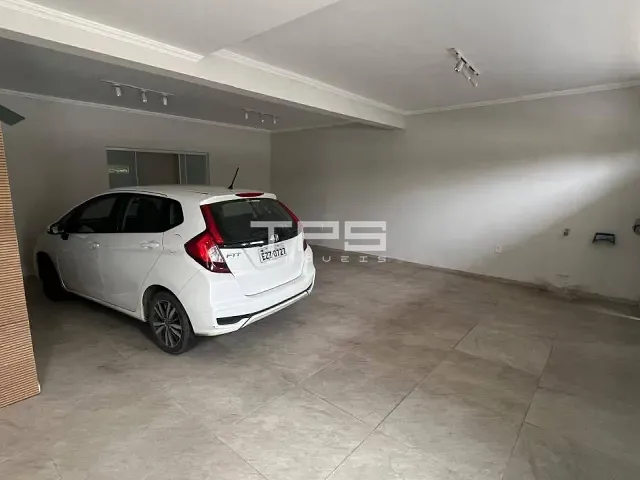 Casa com 430m² 5 quartos e 8 banheiros, à venda, no bairro Cruz em Lorena